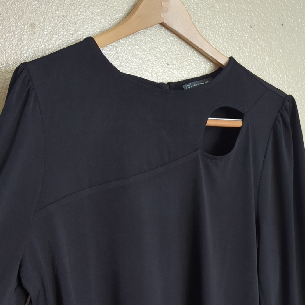 Adrianna Papell Cut- Out Classic Black Attire Quarter Sleeves - Picture 4 of 9